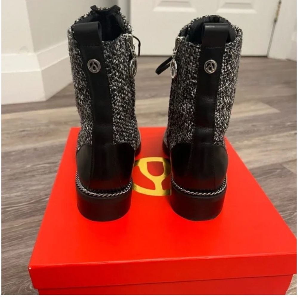 The Wishbone Black and White Combat Moto Boots with Graffiti Print Sz 7.5 - Picture 2 of 5